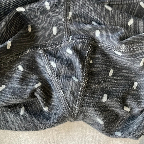 Nike Dri-Fit black with white leggings with reflectors size xs - Picture 10 of 12